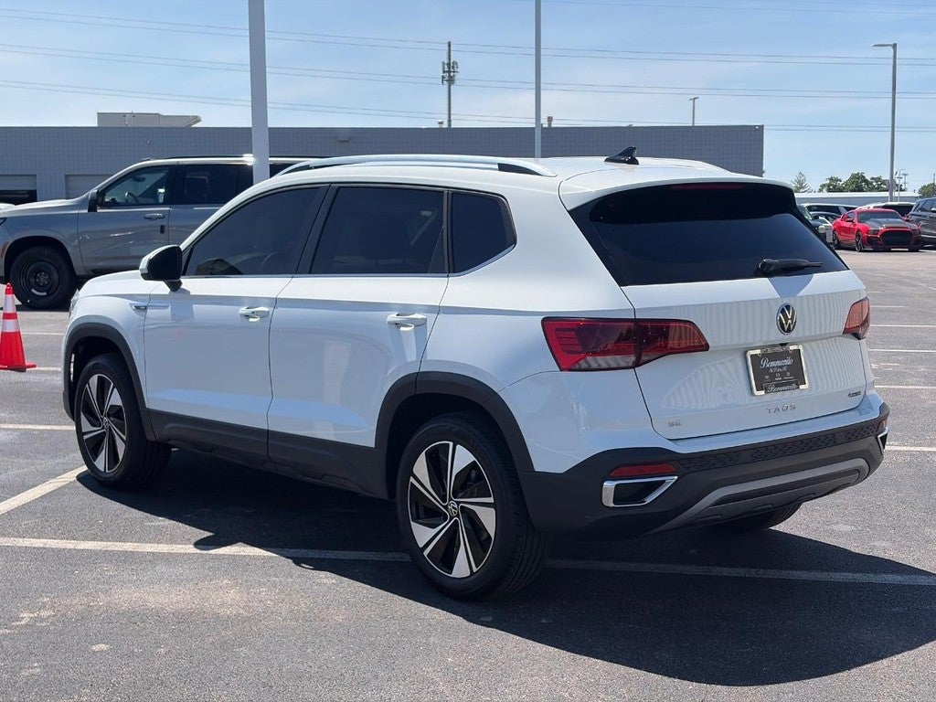 2024 Volkswagen Taos SE 4MOTION