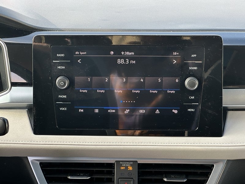 2025 Volkswagen Taos SE 4MOTION