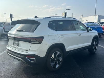 2025 Volkswagen Taos SE 4MOTION