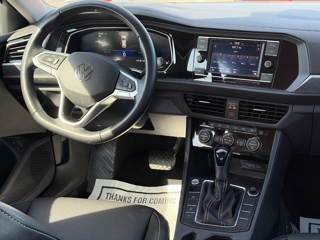2024 Volkswagen Jetta SE Auto