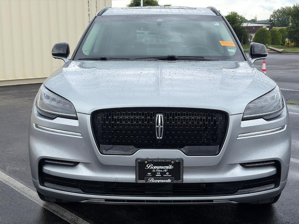 5LM5J7XC8RGL02001
