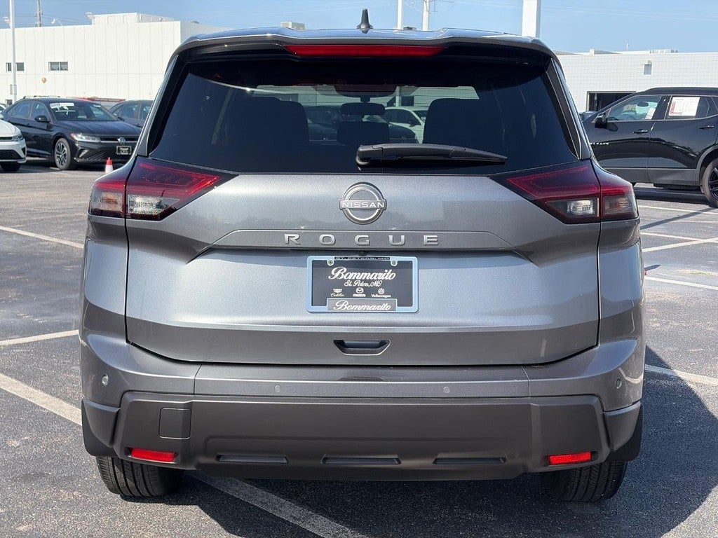 2025 Nissan Rogue FWD S