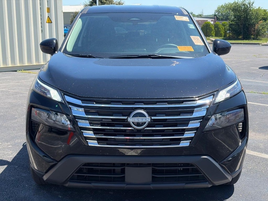 2025 Nissan Rogue FWD SV