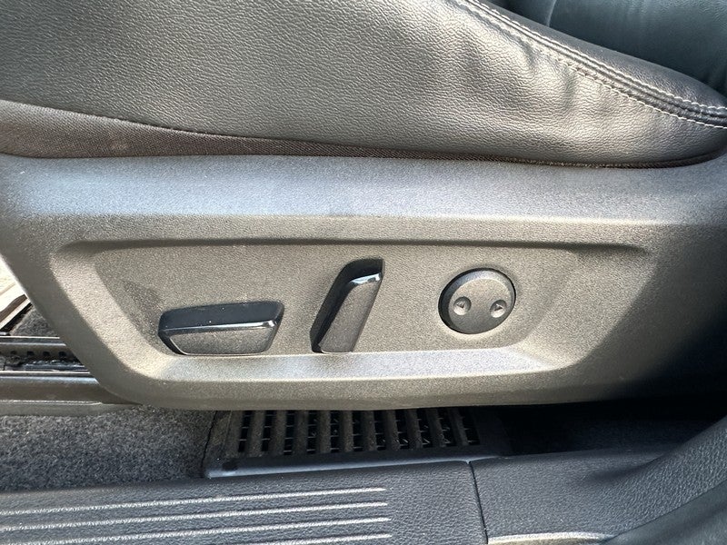 2023 Nissan Rogue AWD SL