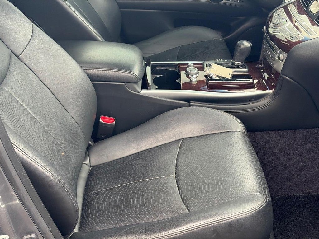 2017 INFINITI Q70L 3.7 AWD