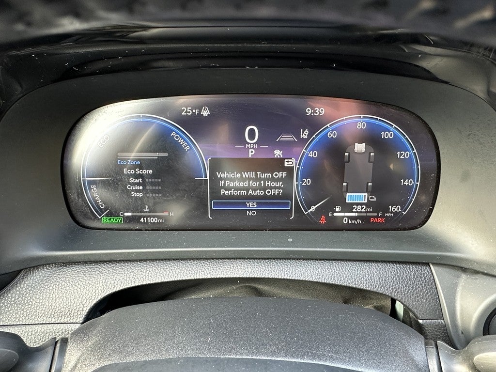 2023 Toyota Crown XLE AWD (Natl)