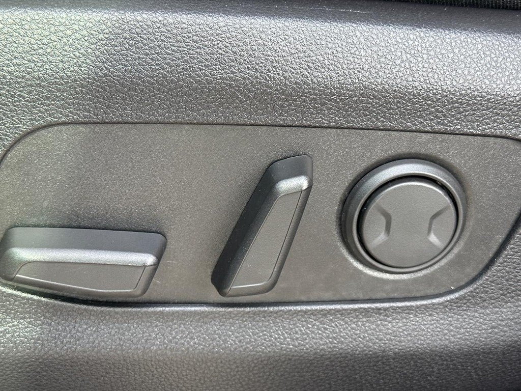 2022 Kia Carnival EX FWD