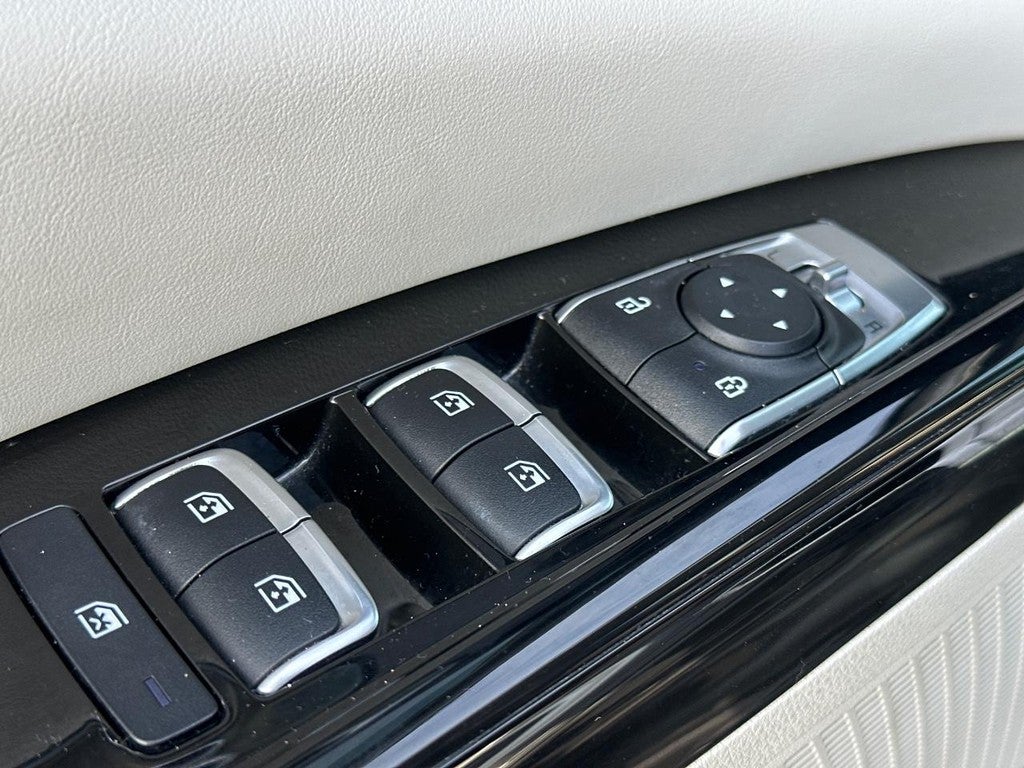 2022 Kia Carnival EX FWD