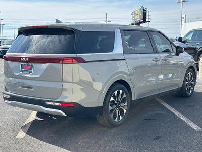2022 Kia Carnival EX FWD