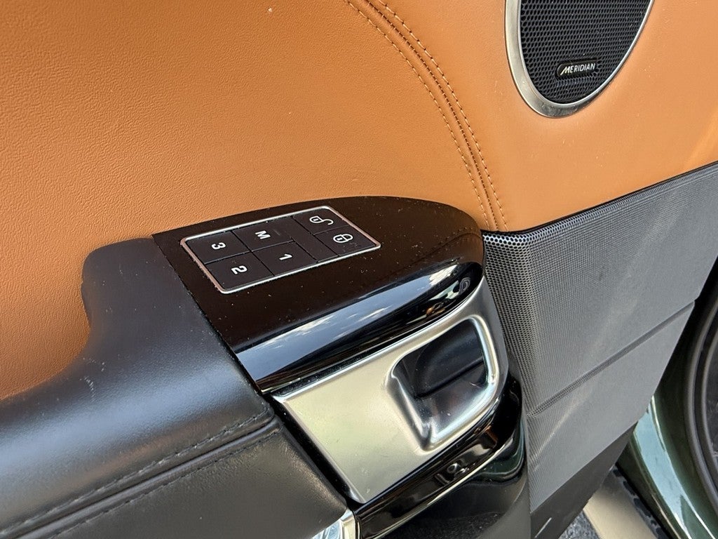 2020 Land Rover Range Rover Sport V8 Supercharged SVR