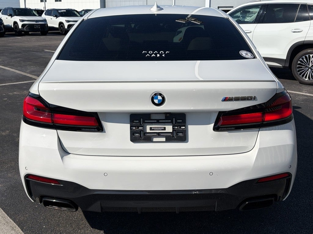 2021 BMW 5 Series M550i xDrive Sedan