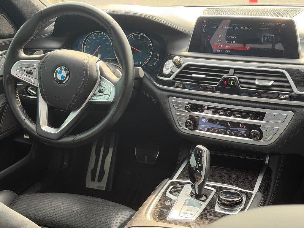 2018 BMW 7 Series 750i xDrive Sedan