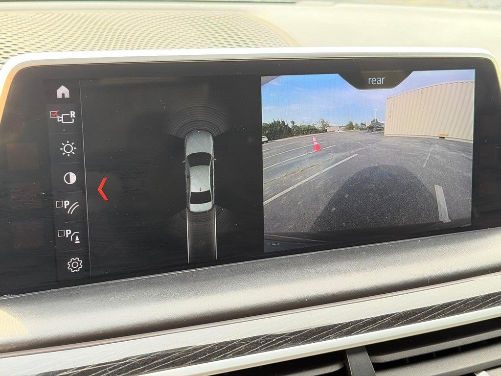 2018 BMW 7 Series 750i xDrive Sedan