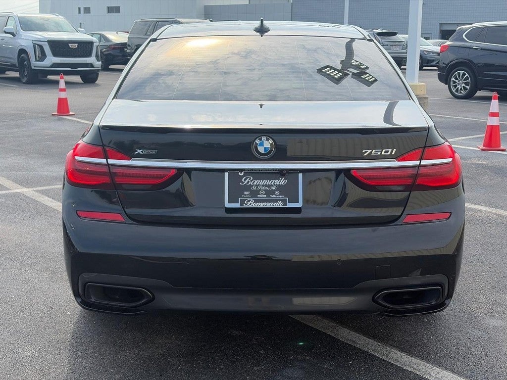 2018 BMW 7 Series 750i xDrive Sedan