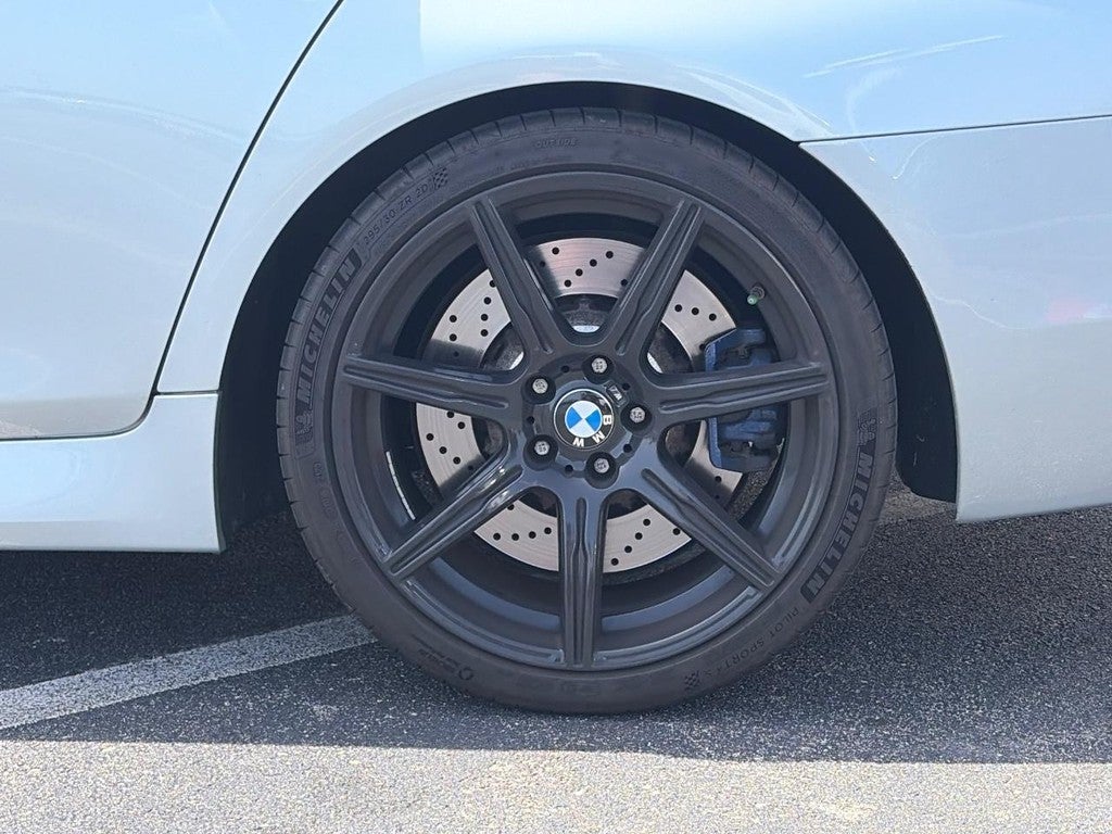 2014 BMW M5 4dr Sdn