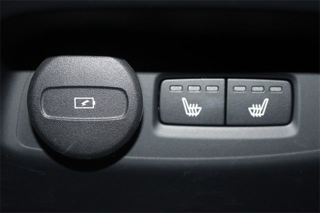 2021 Volvo XC40 Recharge P8 eAWD Pure Electric