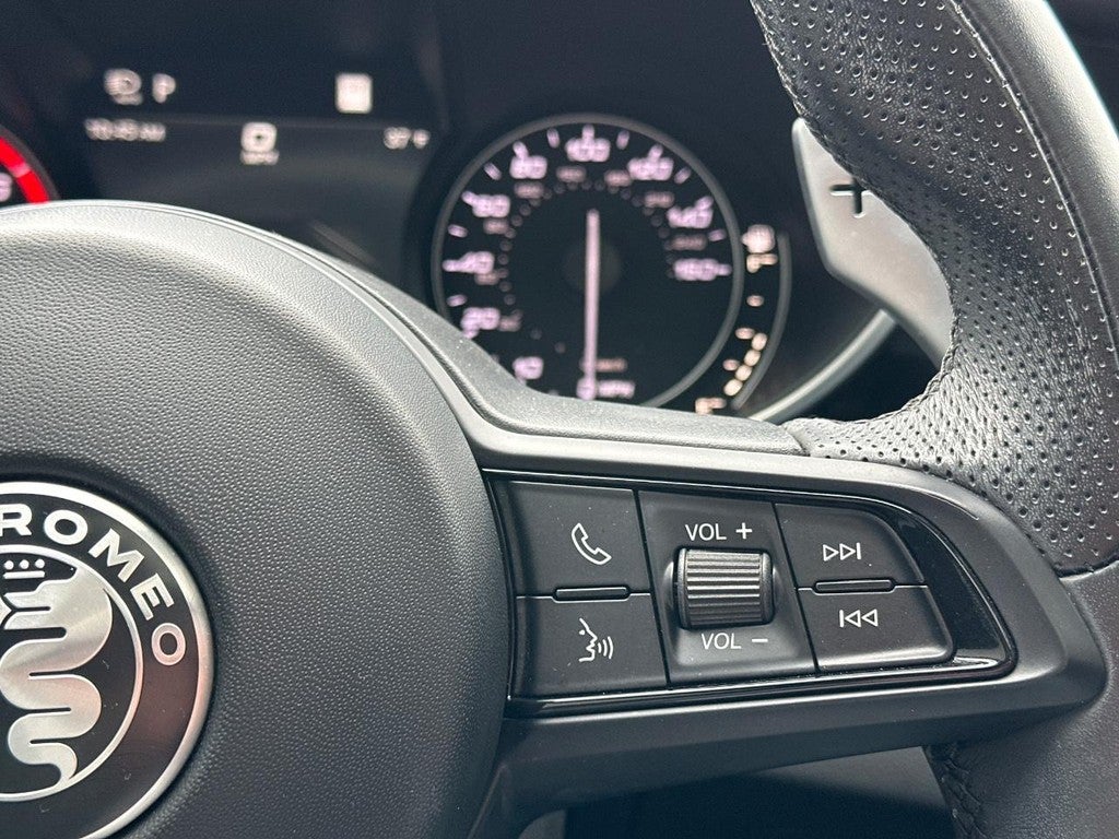 2021 Alfa Romeo Giulia Ti Sport RWD